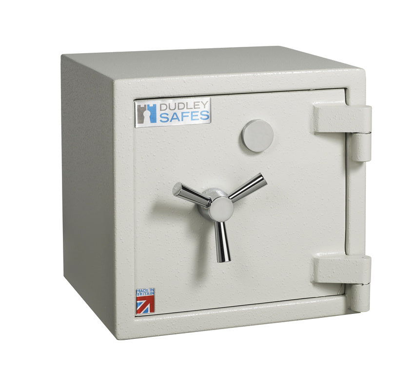 Dudley Europa - Grade 1 Safe